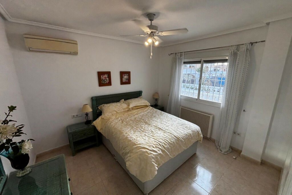 Semi-Detached House Dona Pepa Alicante - Bild 39