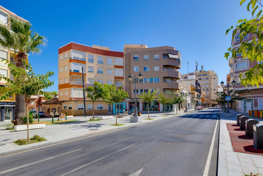 Middle Floor Apartment Guardamar del Segura Alicante - Bild 39