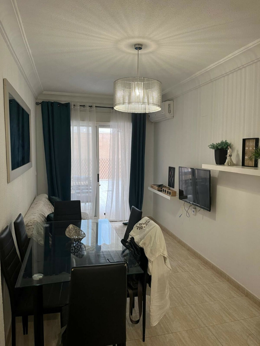 Middle Floor Apartment Torrevieja Alicante - imagen 4