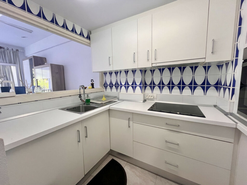 Middle Floor Apartment Cabo Roig Alicante - image 4