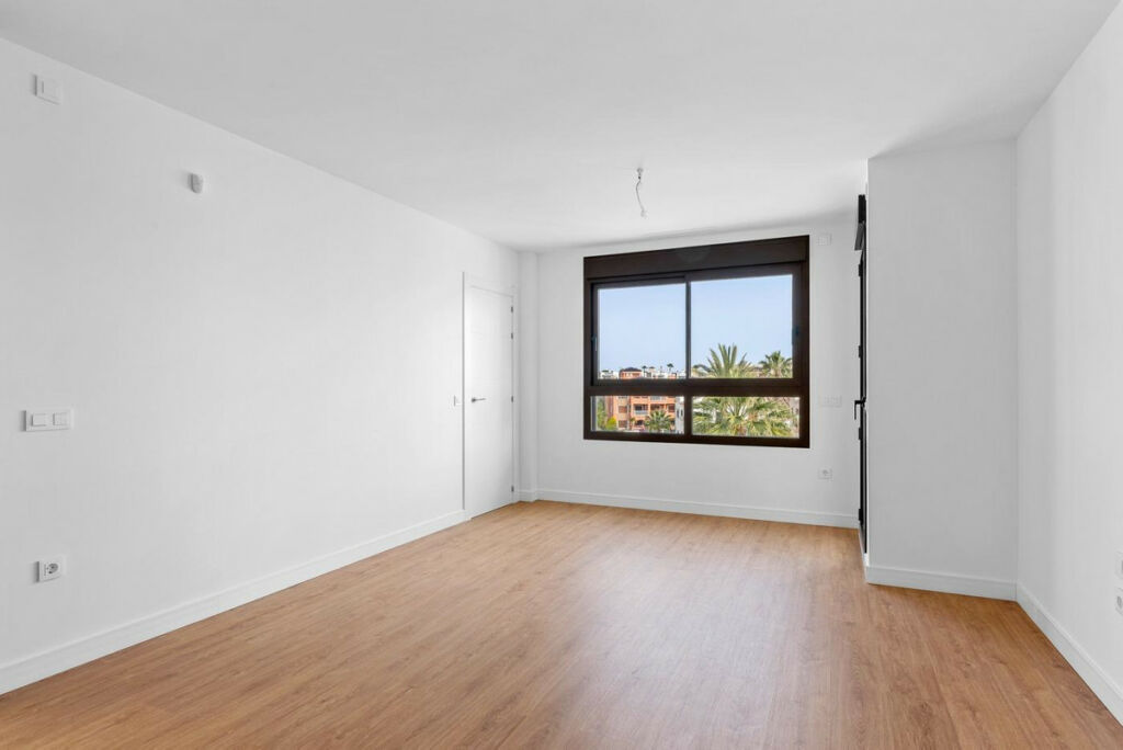 Middle Floor Apartment Villamartin Alicante - zdjęcie 4
