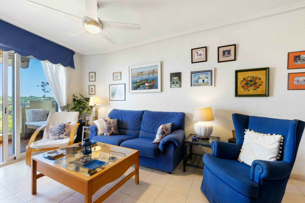 Middle Floor Apartment Campoamor Alicante - Bild 4