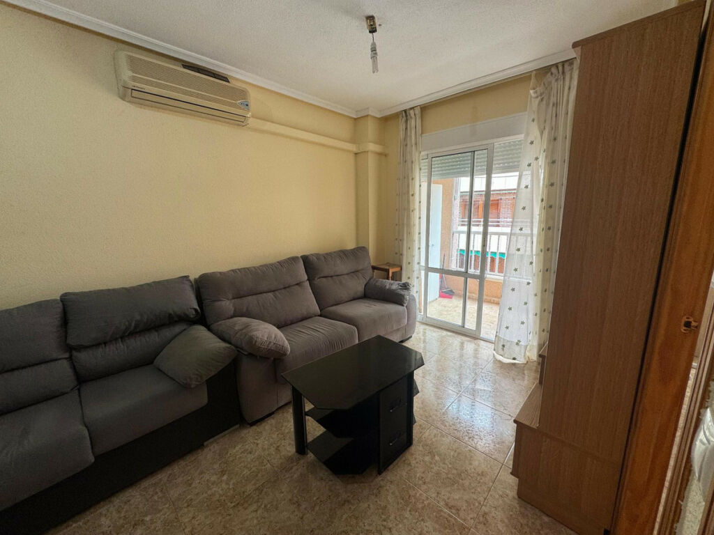 Middle Floor Apartment Torrevieja Alicante - zdjęcie 4