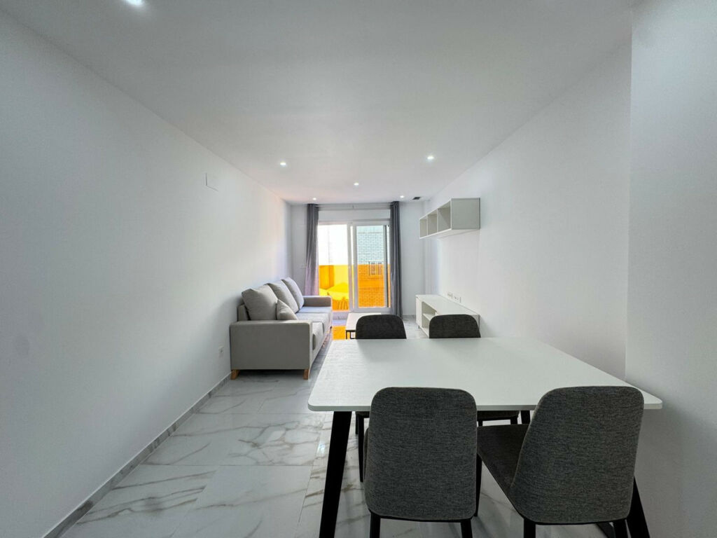 Middle Floor Apartment Torrevieja Alicante - Bild 4