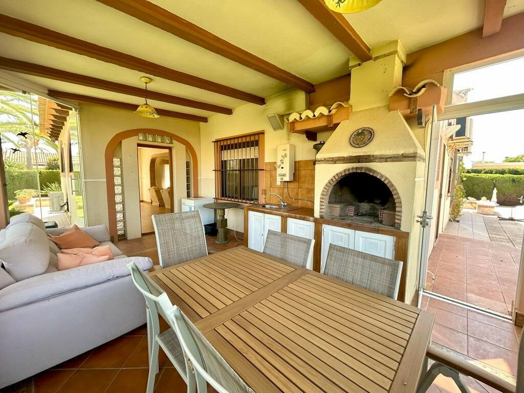 Detached Villa Cabo Roig Alicante - zdjęcie 40