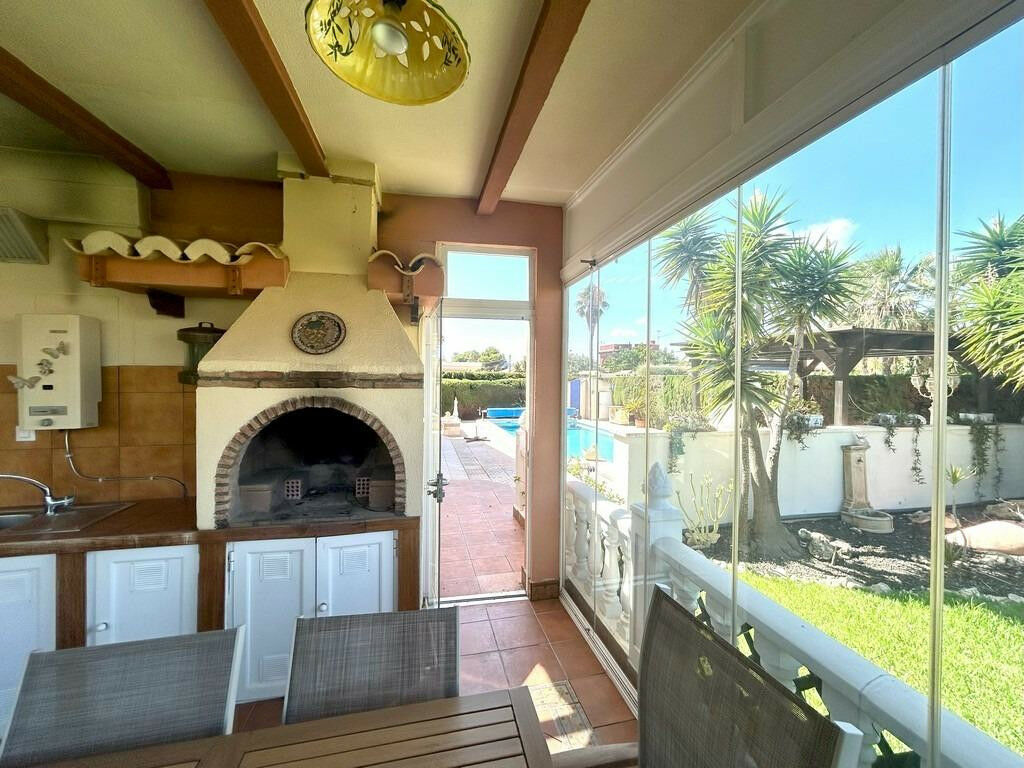 Detached Villa Cabo Roig Alicante - zdjęcie 41
