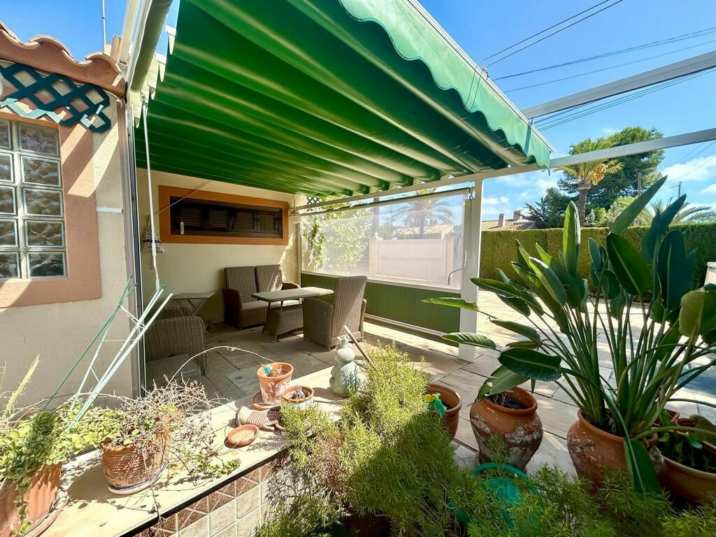 Detached Villa Cabo Roig Alicante - zdjęcie 42