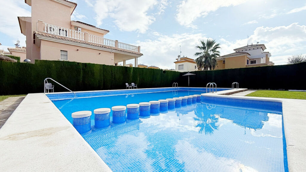 Detached Villa Los Altos Alicante - Bild 44