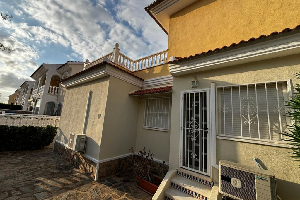 Semi-Detached House Dona Pepa Alicante - Bild 44