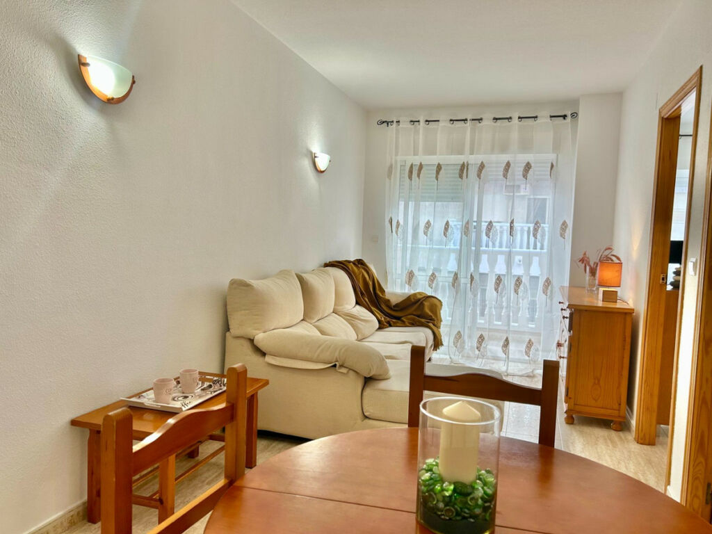 Middle Floor Apartment Torrevieja Alicante - zdjęcie 5