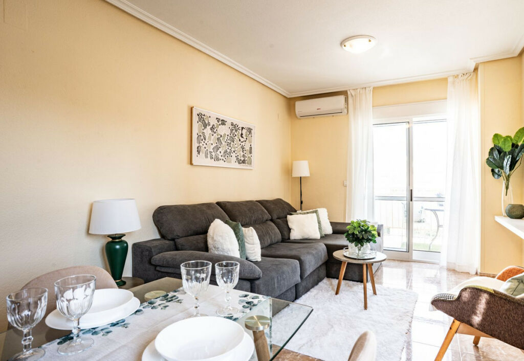 Middle Floor Apartment Torrevieja Alicante - Bild 5