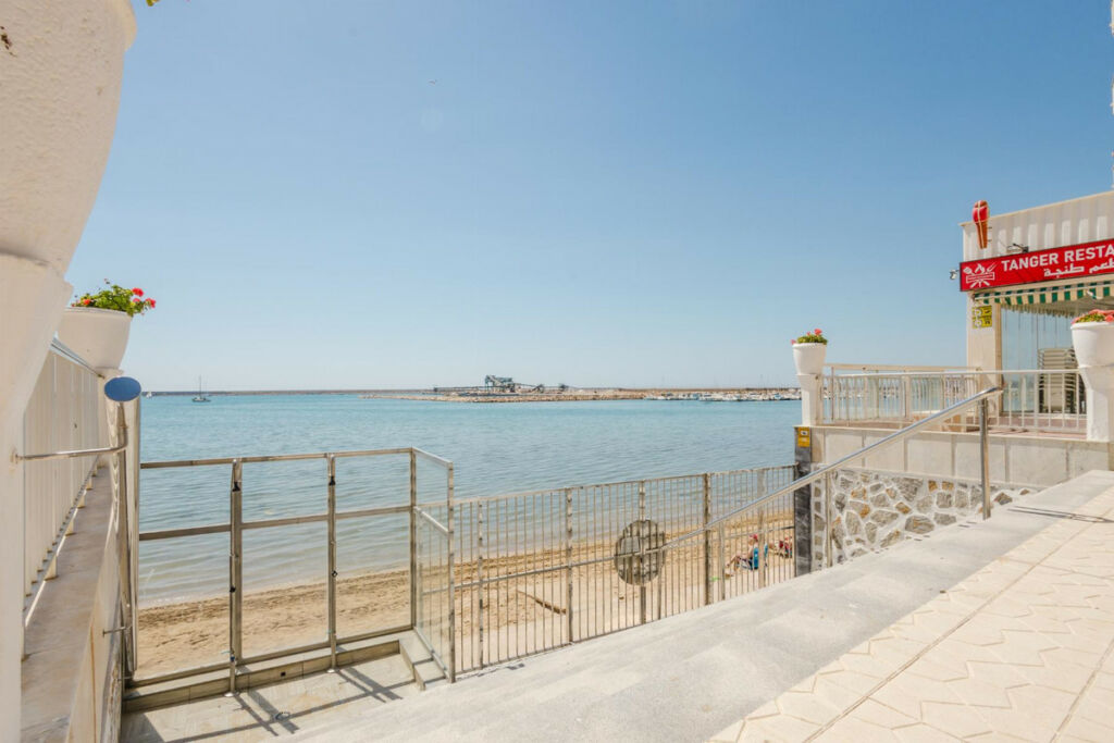 Middle Floor Apartment Torrevieja Alicante - zdjęcie 5