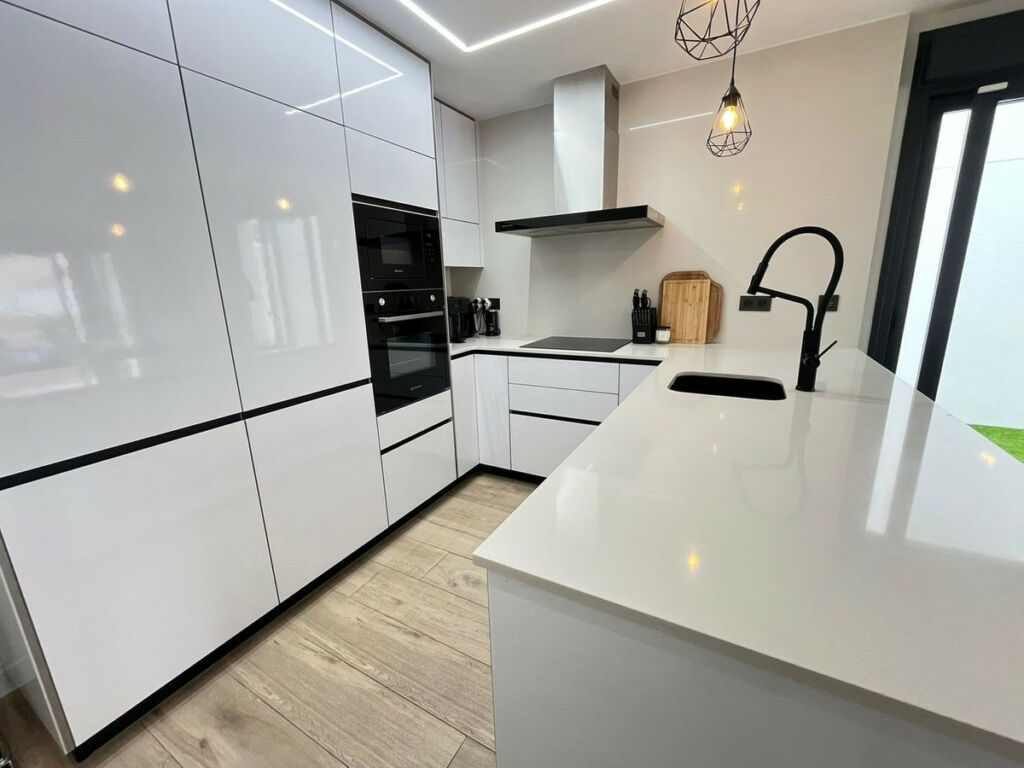 Detached Villa Punta Prima Alicante - zdjęcie 7