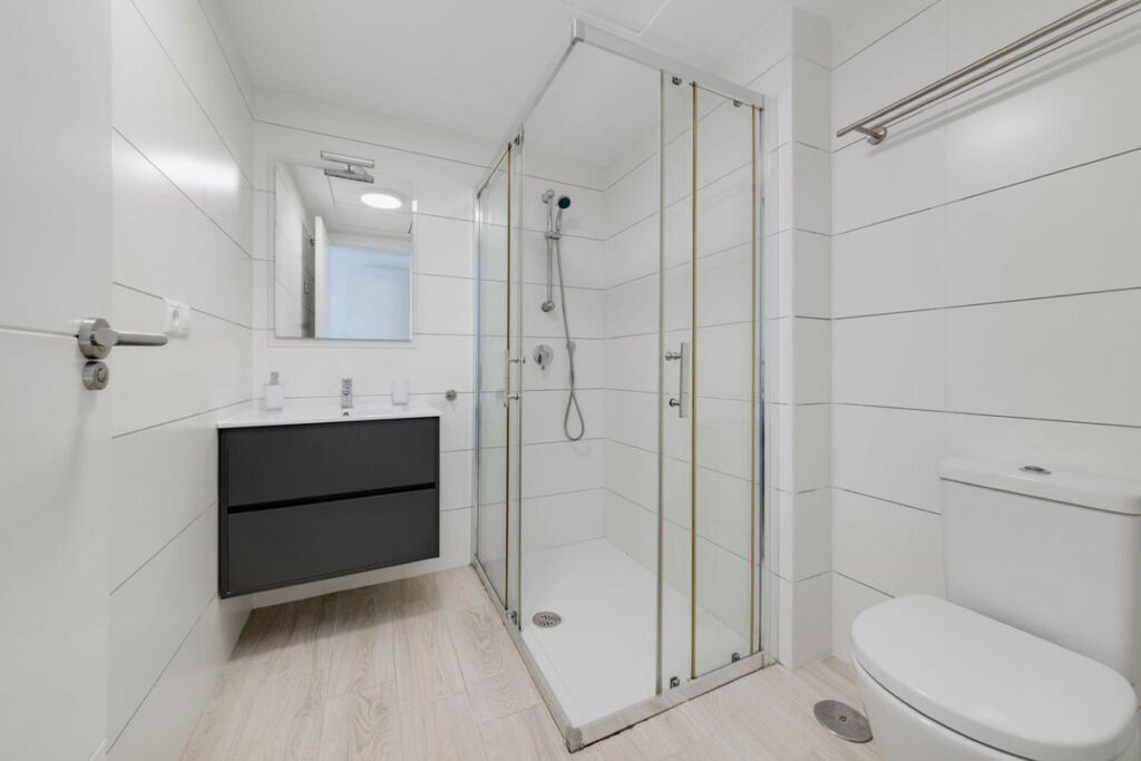 Middle Floor Apartment Torrevieja Alicante - imagen 7