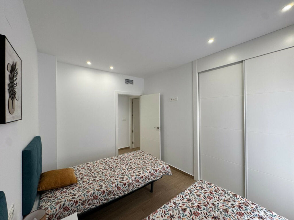 Middle Floor Apartment Torrevieja Alicante - Bild 7