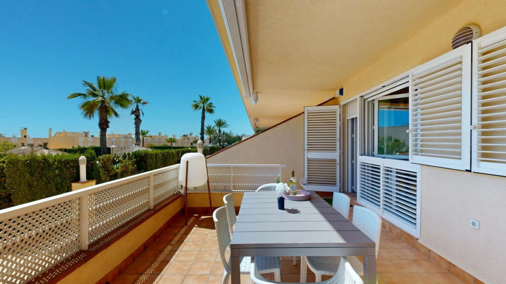 Middle Floor Apartment Campoamor Alicante - Bild 8
