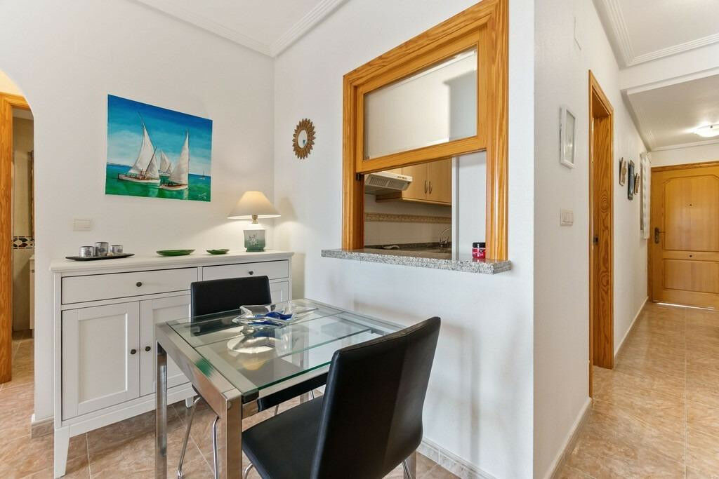 Middle Floor Apartment Campoamor Alicante - Bild 8