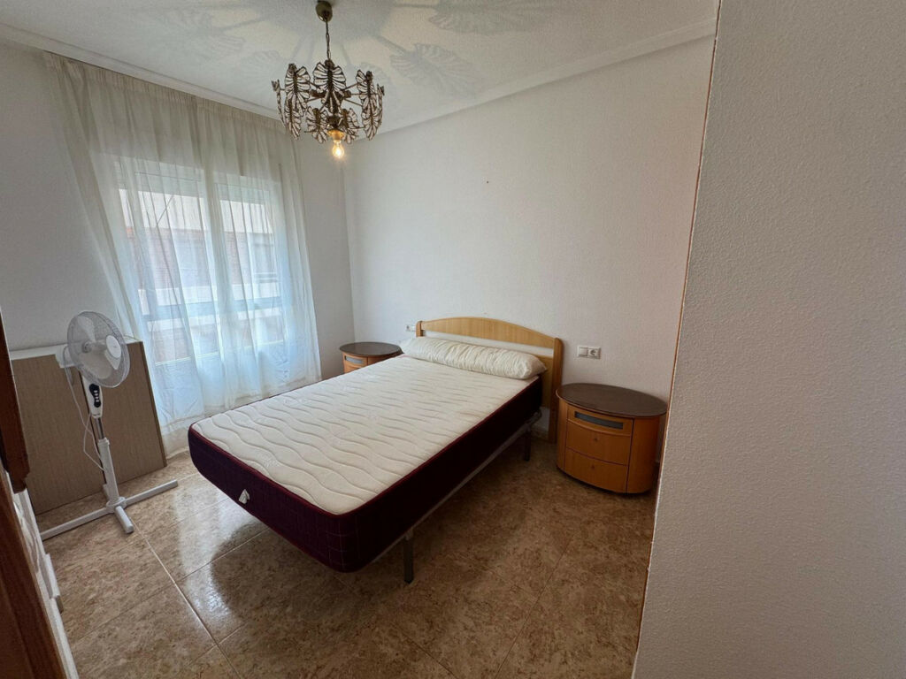 Middle Floor Apartment Torrevieja Alicante - zdjęcie 8