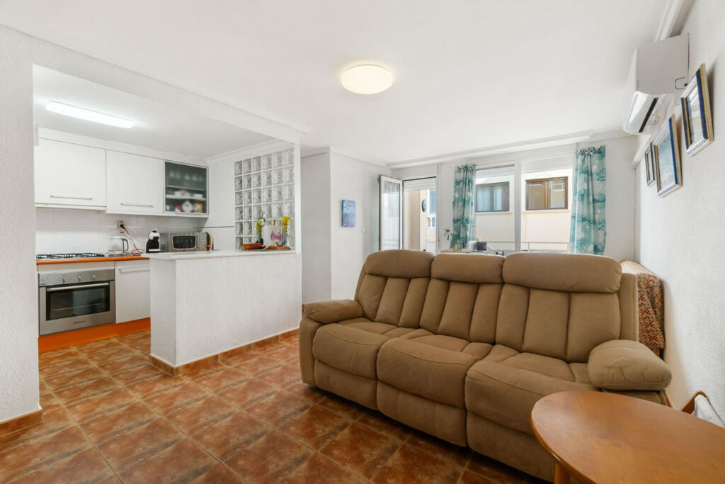 Middle Floor Apartment La Mata Alicante - zdjęcie 9