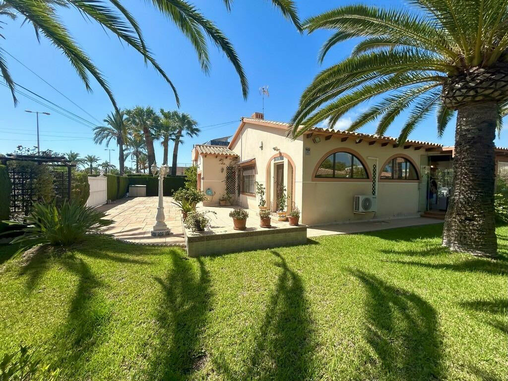 Detached Villa Cabo Roig Alicante - zdjęcie 9