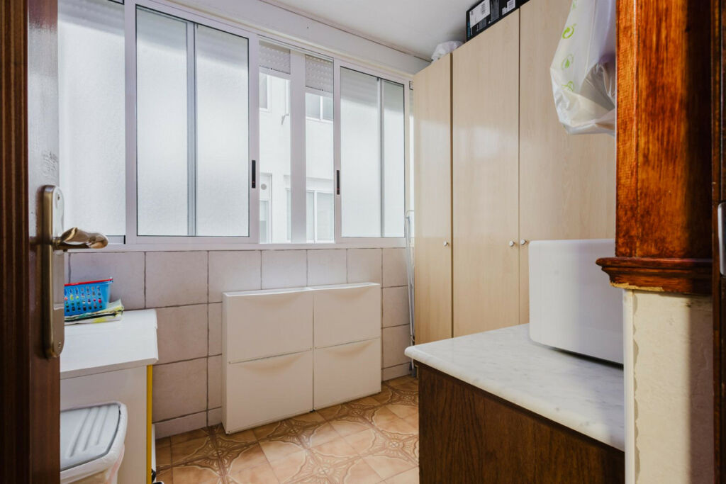 Middle Floor Apartment Torrevieja Alicante - zdjęcie 9