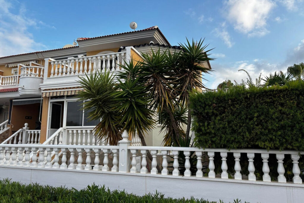 Semi-Detached House Dona Pepa Alicante - Bild 9